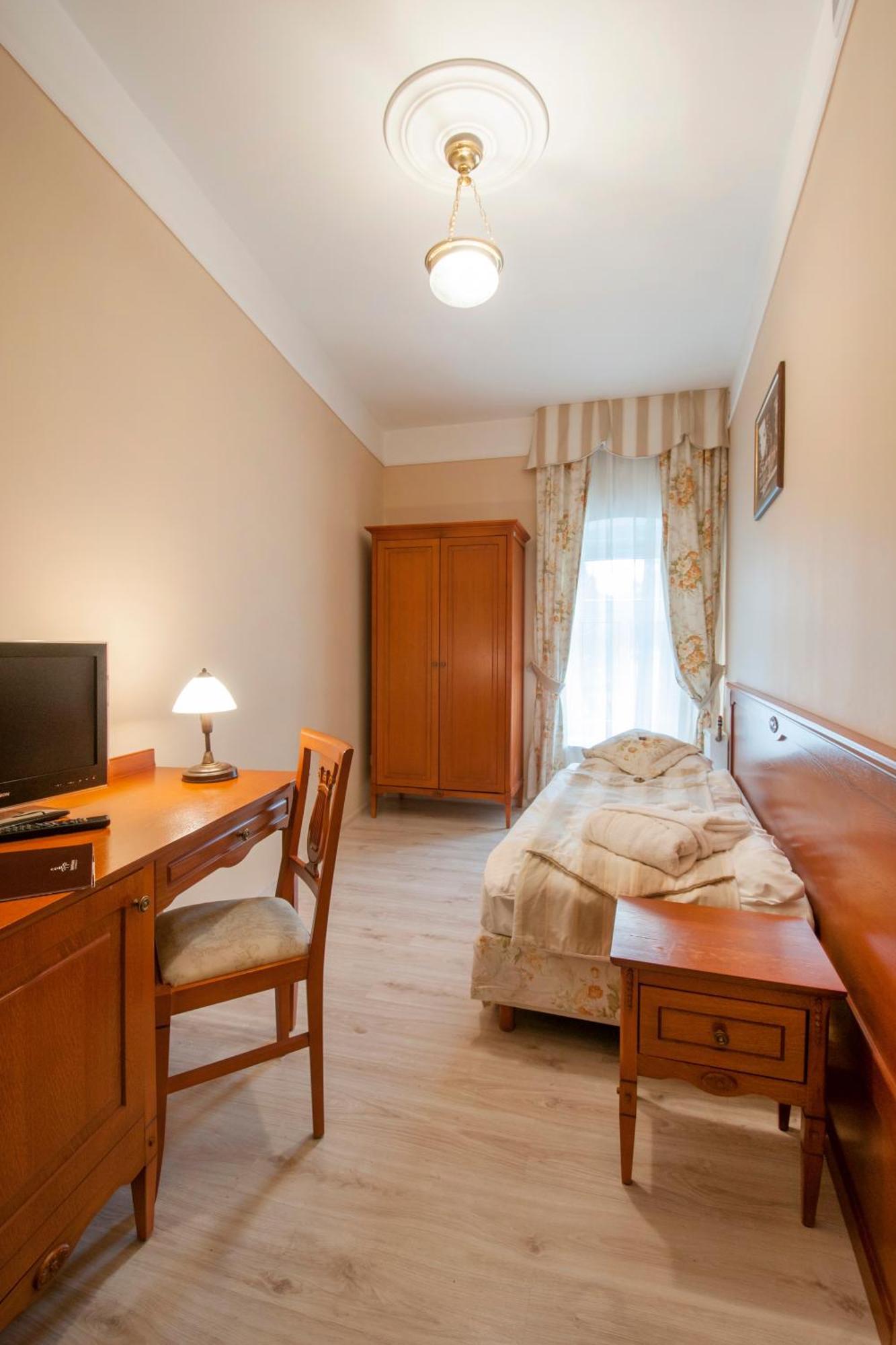 Zdroj Wojciech Aparthotel Lądek-Zdrój Εξωτερικό φωτογραφία