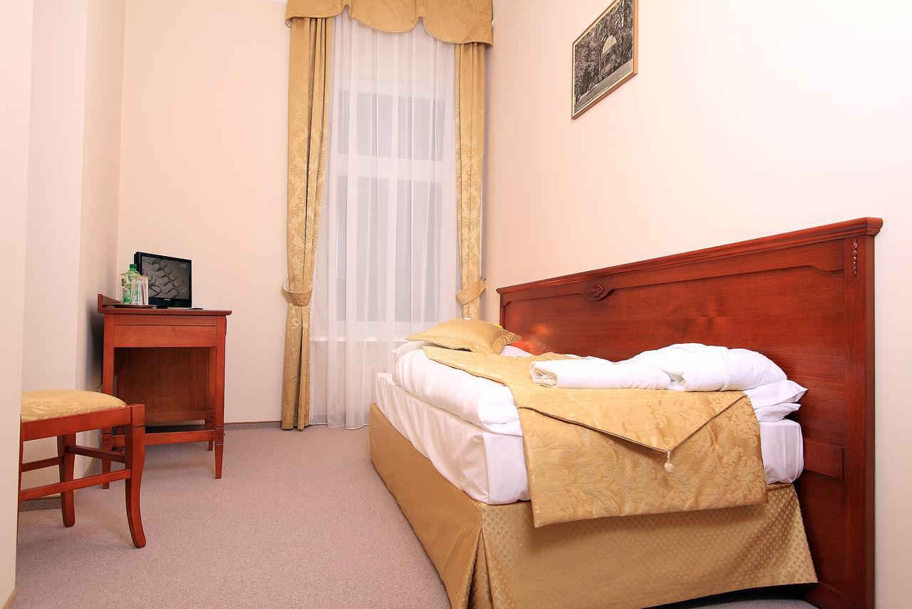 Zdroj Wojciech Aparthotel Lądek-Zdrój Εξωτερικό φωτογραφία