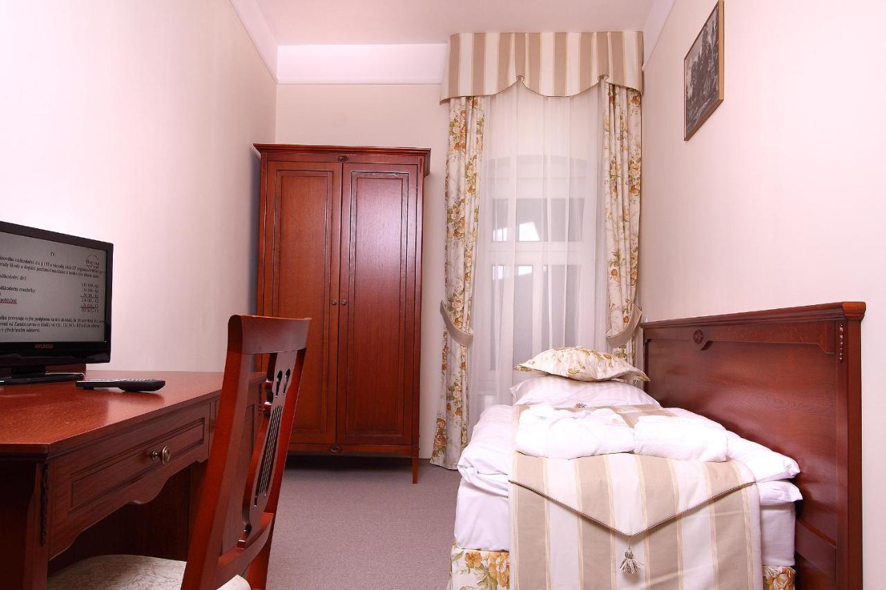 Zdroj Wojciech Aparthotel Lądek-Zdrój Εξωτερικό φωτογραφία